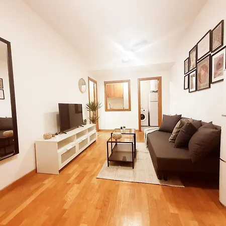 Parking, Wifi, 800 M Playa. A Apartment *