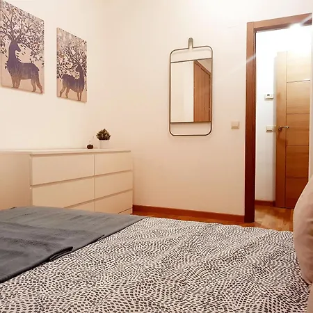 Apartment Parking, Wifi, 800 M Playa. A