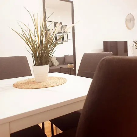 Parking, Wifi, 800 M Playa. A Apartment Torremolinos